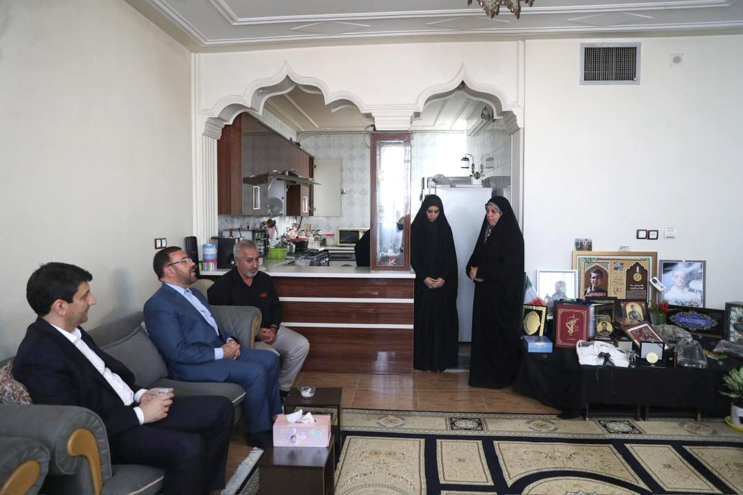 سفر استانی وزیر ارتباطات به استان فارس